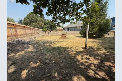 270 SE Wildwood Way, Myrtle Creek, OR 97457 - Photo 17
