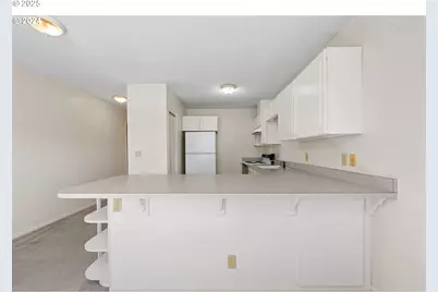 285 Waldorf Pl, Astoria, OR 97103 - Photo 35