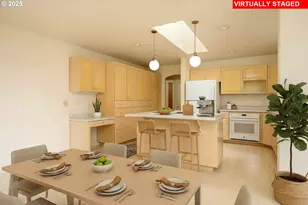 285 Waldorf Pl, Astoria, OR 97103 - Photo 7