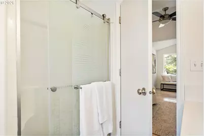 8885 SW 76th Pl, Portland, OR 97223 - Photo 29