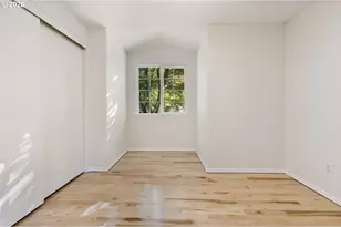 8885 SW 76th Pl, Portland, OR 97223 - Photo 33
