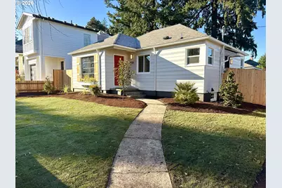 4445 NE 36th Ave, Portland, OR 97211 - Photo 1