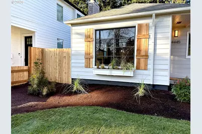 4445 NE 36th Ave, Portland, OR 97211 - Photo 3