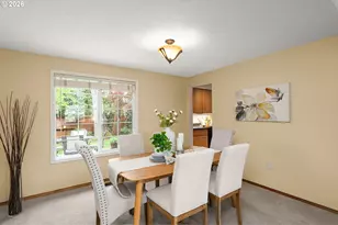 14821 SW Kenton Dr, Portland, OR 97224 - Photo 9