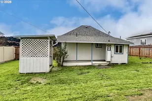 139 R St, Riddle, OR 97469 - Photo 29