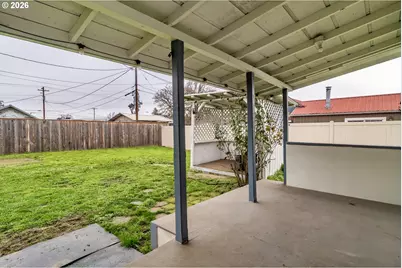 139 R St, Riddle, OR 97469 - Photo 25