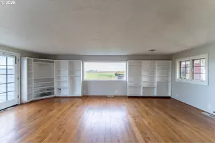 10001 SE Amity Dayton Hwy, McMinnville, OR 97128 - Photo 5