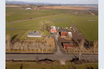 10001 SE Amity-Dayton Hwy, McMinnville, OR 97128 - Photo 35