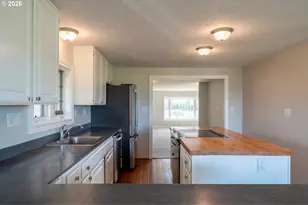 10001 SE Amity Dayton Hwy, McMinnville, OR 97128 - Photo 7