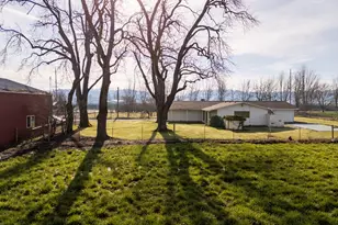 10001 SE Amity Dayton Hwy, McMinnville, OR 97128 - Photo 31