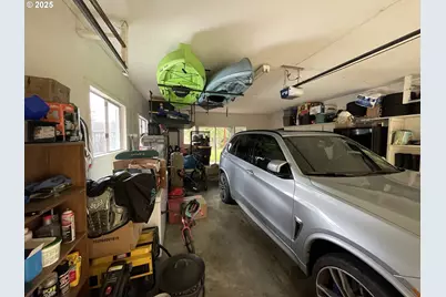 1575 N Hemlock St, Coquille, OR 97423 - Photo 47