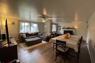 1575 N Hemlock St, Coquille, OR 97423 - Photo 7