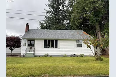 1575 N Hemlock St, Coquille, OR 97423 - Photo 1