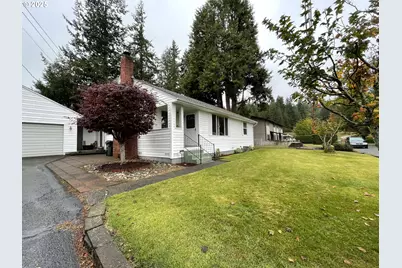 1575 N Hemlock St, Coquille, OR 97423 - Photo 5