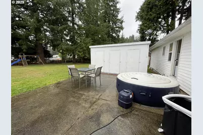 1575 N Hemlock St, Coquille, OR 97423 - Photo 35