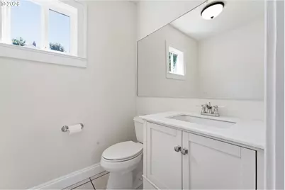 73 NE Hancock St, Portland, OR 97212 - Photo 11