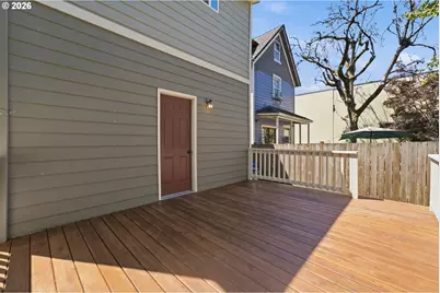 73 NE Hancock St, Portland, OR 97212 - Photo 29