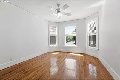 73 NE Hancock St, Portland, OR 97212 - Photo 7