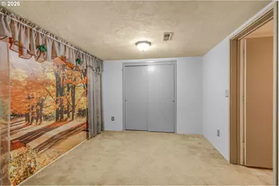 2225 W 28th Ave, Eugene, OR 97405 - Photo 23