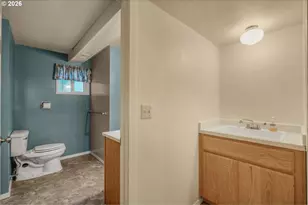 2225 W 28th Ave, Eugene, OR 97405 - Photo 25