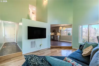 1441 SW 23rd Ct, Gresham, OR 97080 - Photo 7