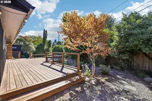 9745 SW Inglewood Ct, Portland, OR 97225 - Photo 41
