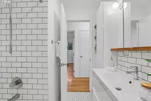 9745 SW Inglewood Ct, Portland, OR 97225 - Photo 27