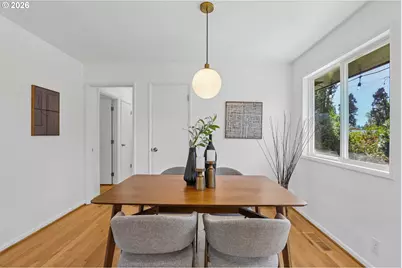 9745 SW Inglewood Ct, Portland, OR 97225 - Photo 13