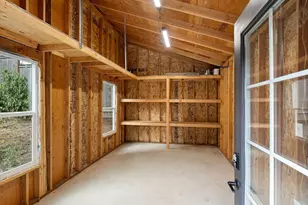 2043 Canemah St, West Linn, OR 97068 - Photo 35