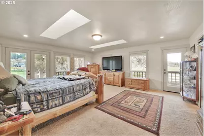 91375 Marcola Rd, Springfield, OR 97478 - Photo 15