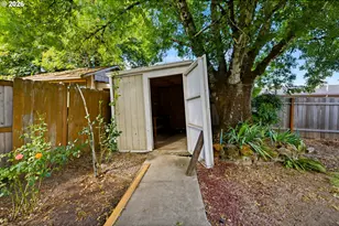 1411 NE Arrowwood St, Hillsboro, OR 97124 - Photo 39