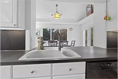 1746 NW Sunburst Ter, Salem, OR 97304 - Photo 17