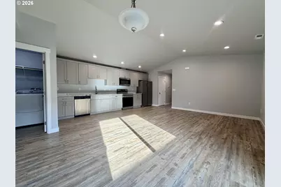 140 SE Eighth Ct, Irrigon, OR 97844 - Photo 5