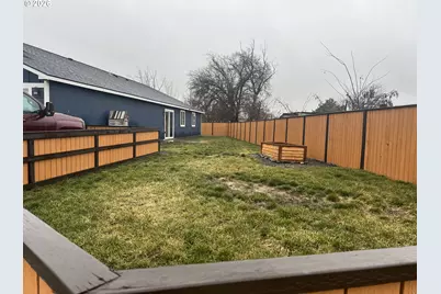 140 SE Eighth Ct, Irrigon, OR 97844 - Photo 17