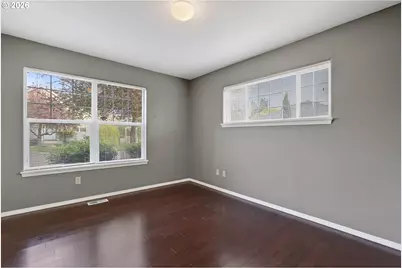 13617 NE Glendoveer Ct, Portland, OR 97230 - Photo 13