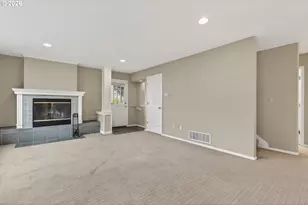 13617 NE Glendoveer Ct, Portland, OR 97230 - Photo 21