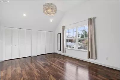 13617 NE Glendoveer Ct, Portland, OR 97230 - Photo 9