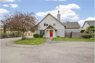 13617 NE Glendoveer Ct, Portland, OR 97230 - Photo 37