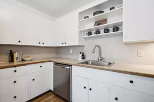 3332 SE 9th Ave, Portland, OR 97202 - Photo 17