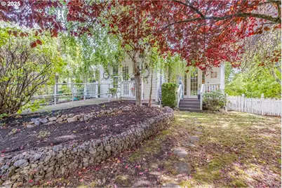 209 Templeton St, Brownsville, OR 97327 - Photo 7