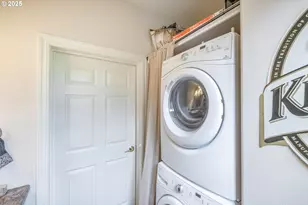 209 Templeton St, Brownsville, OR 97327 - Photo 31