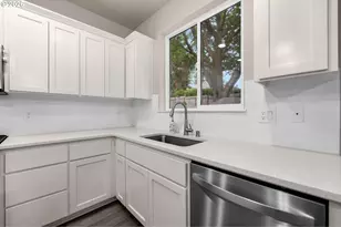 8602 NE 70th Cir, Vancouver, WA 98662 - Photo 15