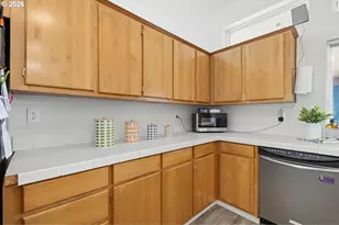 17550 NE Chehalem Dr, Newberg, OR 97132 - Photo 23