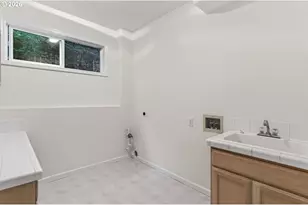 1924 NW Norfolk Ct, Portland, OR 97229 - Photo 25