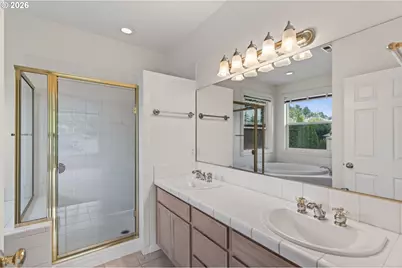 1924 NW Norfolk Ct, Portland, OR 97229 - Photo 19