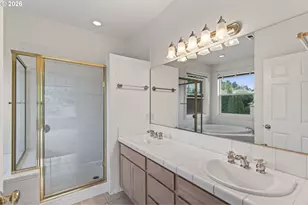 1924 NW Norfolk Ct, Portland, OR 97229 - Photo 19
