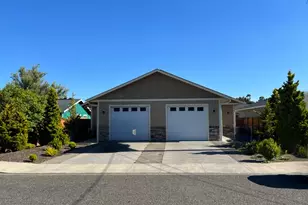 1640 19th St, Florence, OR 97439 - Photo 1
