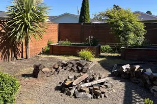 1640 19th St, Florence, OR 97439 - Photo 11
