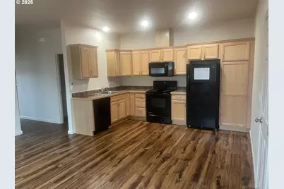1640 19th St, Florence, OR 97439 - Photo 13
