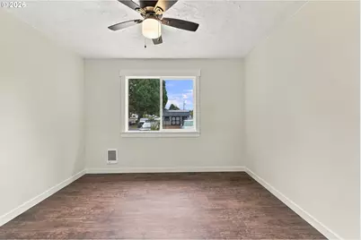 499 N 10th St, Saint Helens, OR 97051 - Photo 17